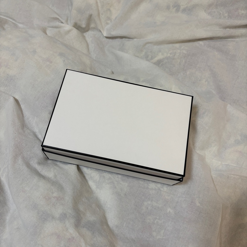 CHANEL Black & White Empty Signature Gift Box 9” X 6” x 3" EMPTY BOX - Picture 9 of 10